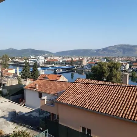 Kuca بيت للعطل